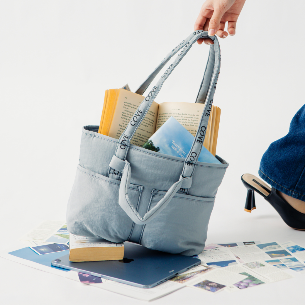Puffy Minitrip Tote - รองรับ Tablet 11 นิ้ว