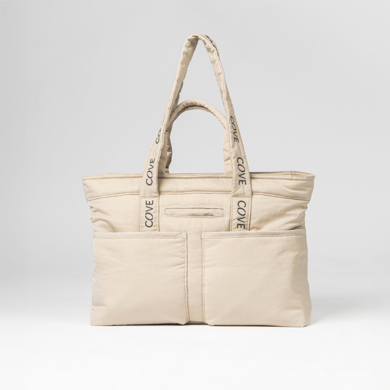 Puffy Daytrip Tote - รองรับ Laptop 15 นิ้ว